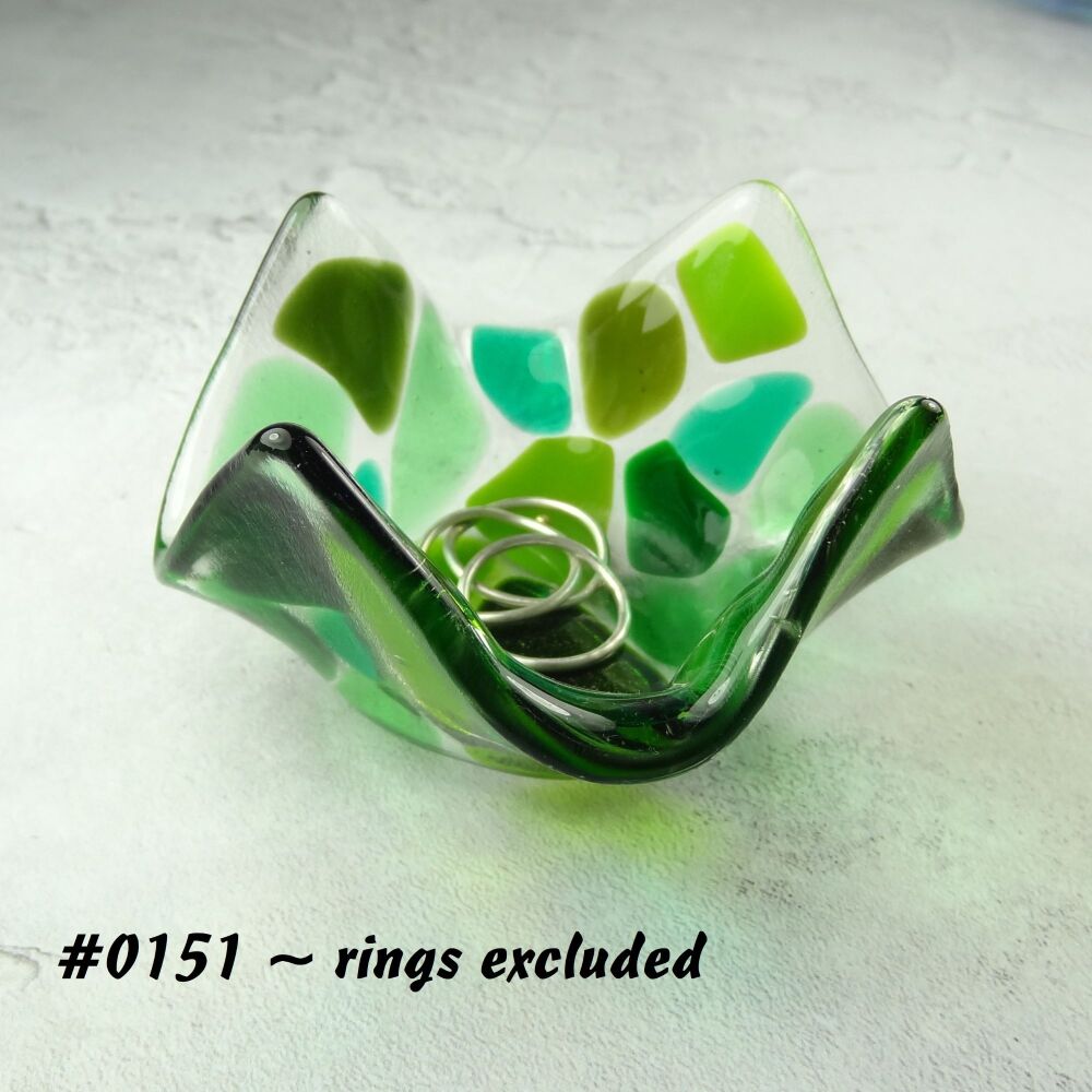 Green mosaic fused glass trinket dish, rings, earrings, 8cm approx, handcrafted (#0151)