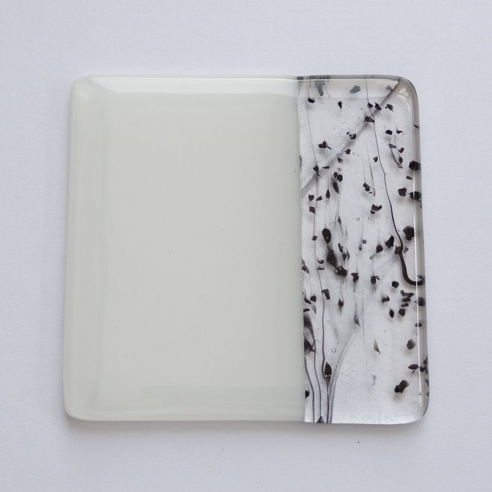 Fused glass white/black coaster, with bumper feet, handcrafted, 9cm (#0198)