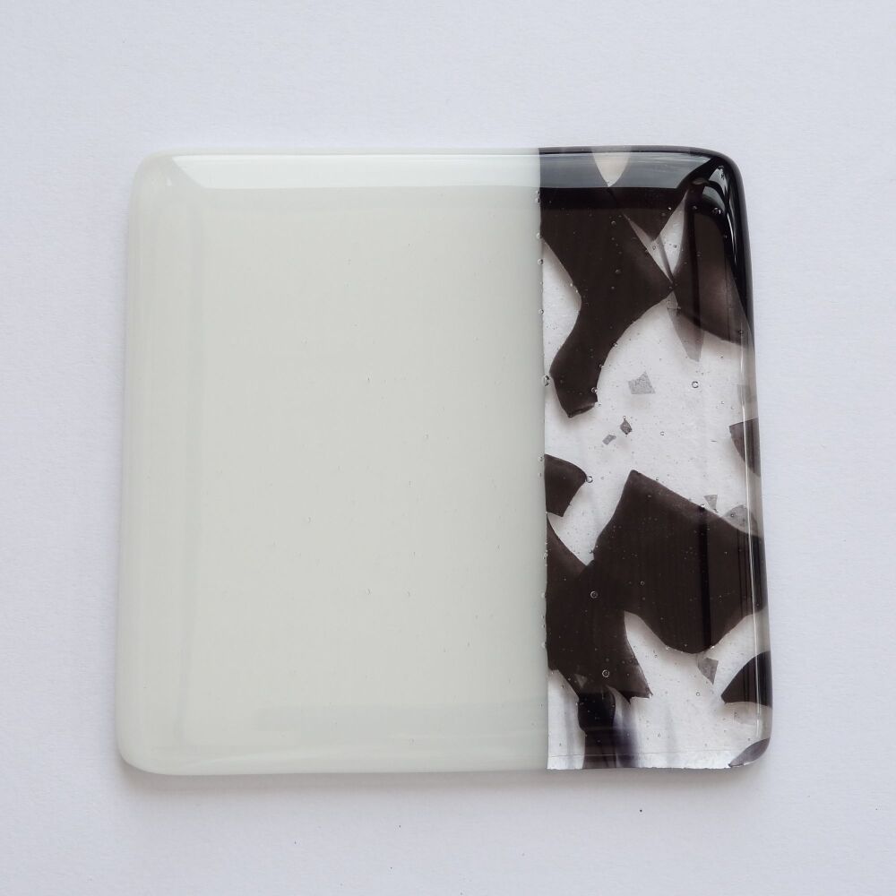 Fused glass white/black coaster, with bumper feet, handcrafted, 9cm (#0199)