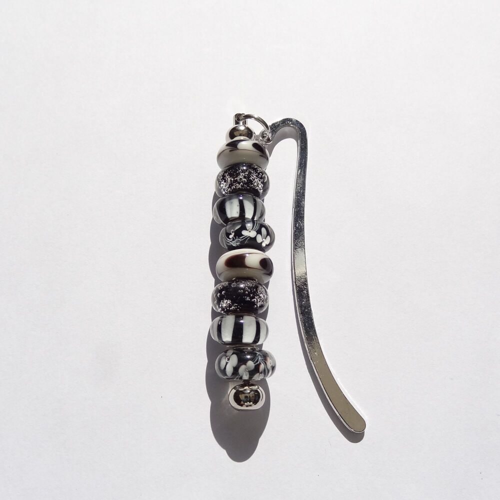 Black & white glass beaded bookmark in an organza gift bag  (#8)
