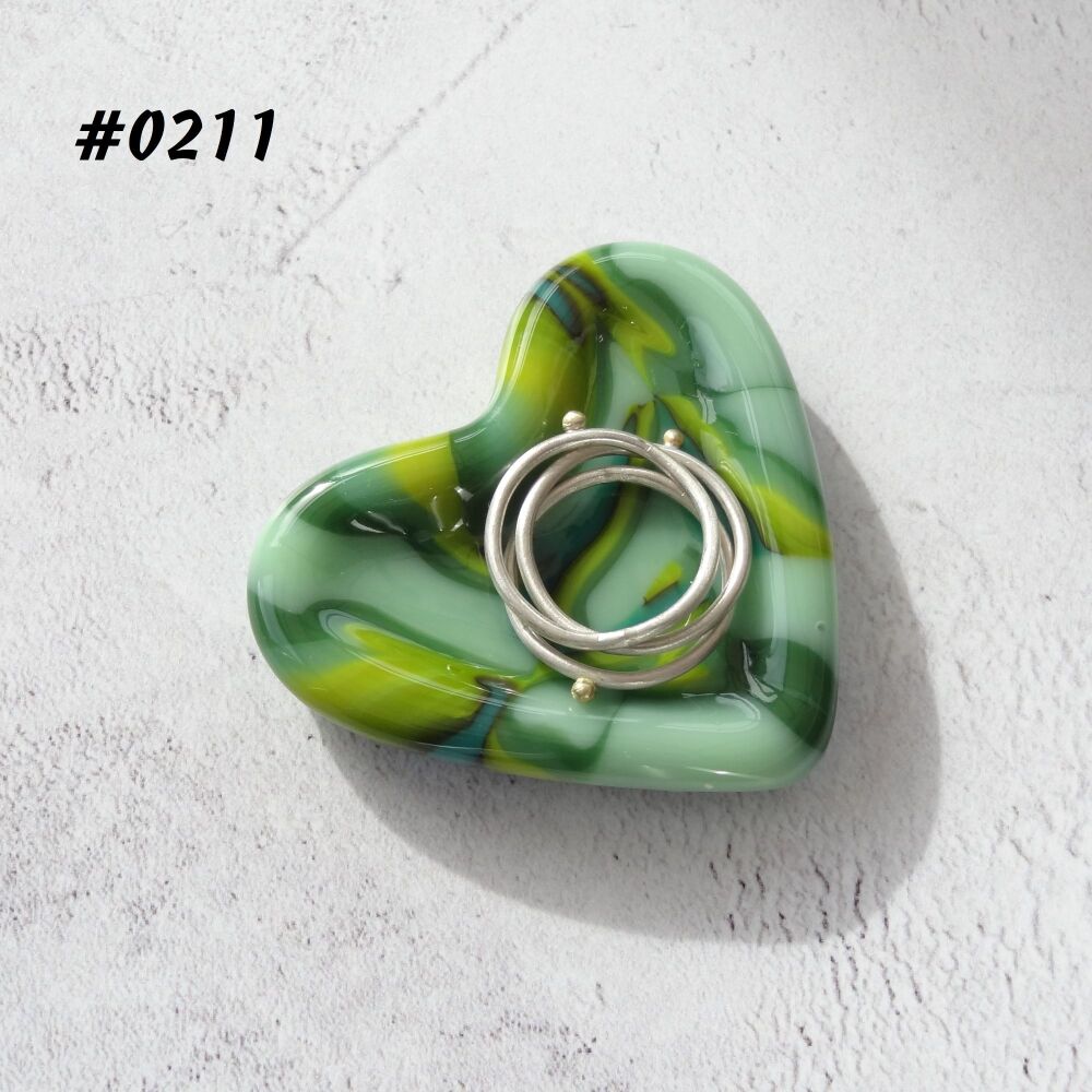 Green heart shaped fused glass ring dish, 5cm approx, handcrafted, organza gift bag (0211)