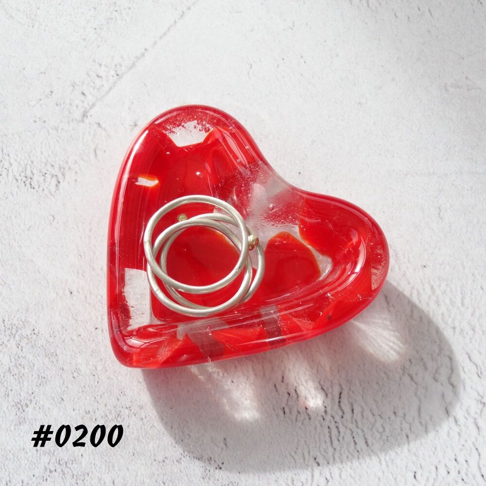 Red heart shaped fused glass ring dish, 5cm approx, handcrafted, organza gift bag (0200)