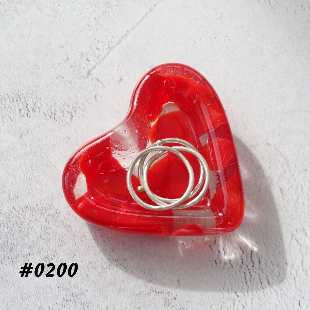 Red heart shaped fused glass ring dish, 5cm approx, handcrafted, organza gift bag (0200)