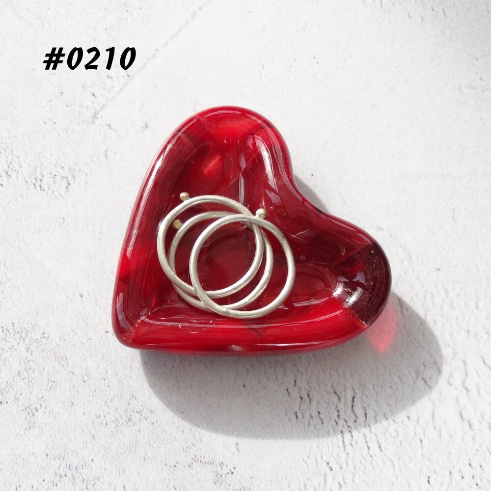 Red heart shaped fused glass ring dish, 5cm approx, handcrafted, organza gift bag (0210)