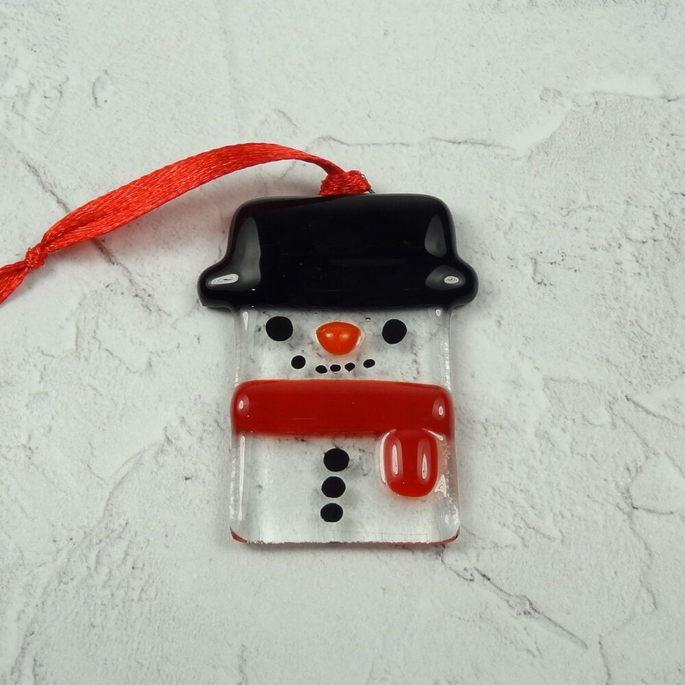 Fused glass snowmen tree decorations — Handmade & festive - 5 x 3cm (clear base, red belt)