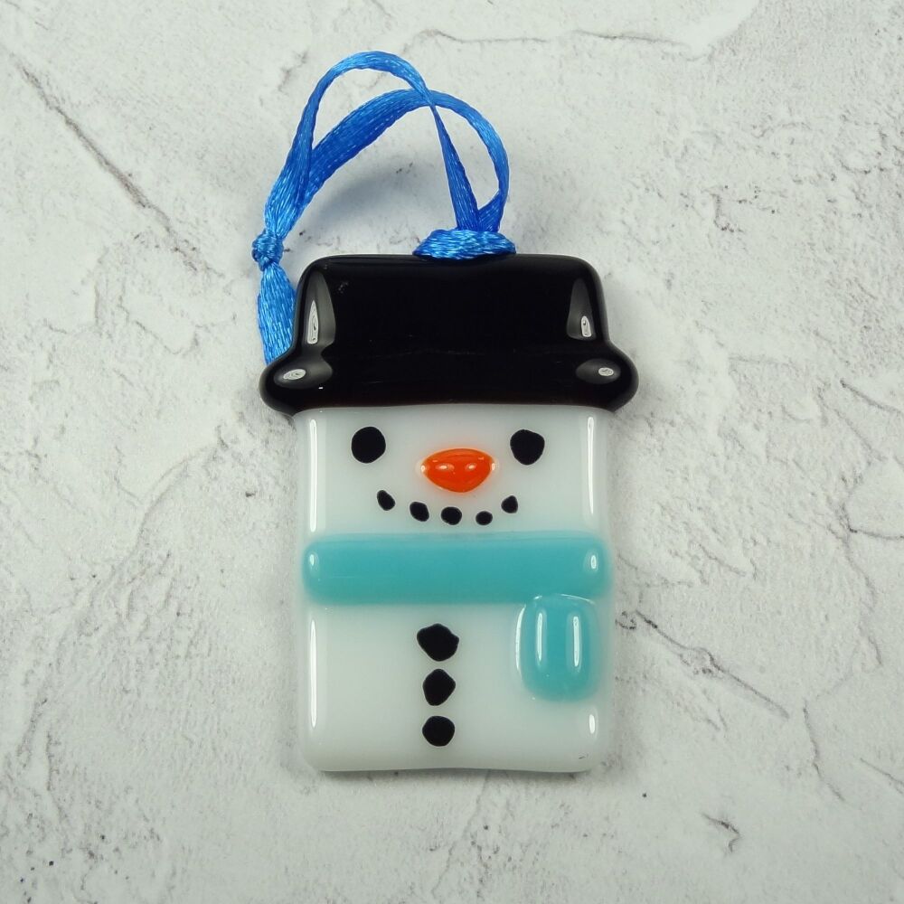 Fused glass snowmen tree decorations — Handmade & festive - 5 x 3cm - turquoise belt