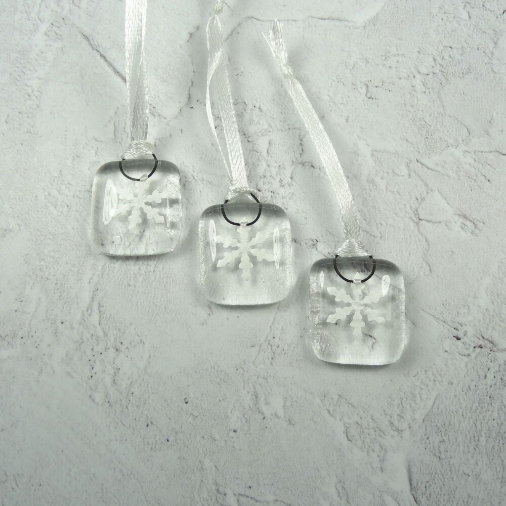 3 x fused glass snowflake Christmas decorations — Handmade & elegant - 2cm square (+/-)
