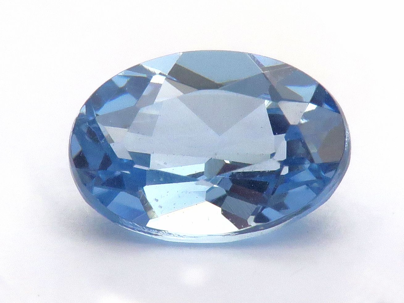 Synthetic blue spinel