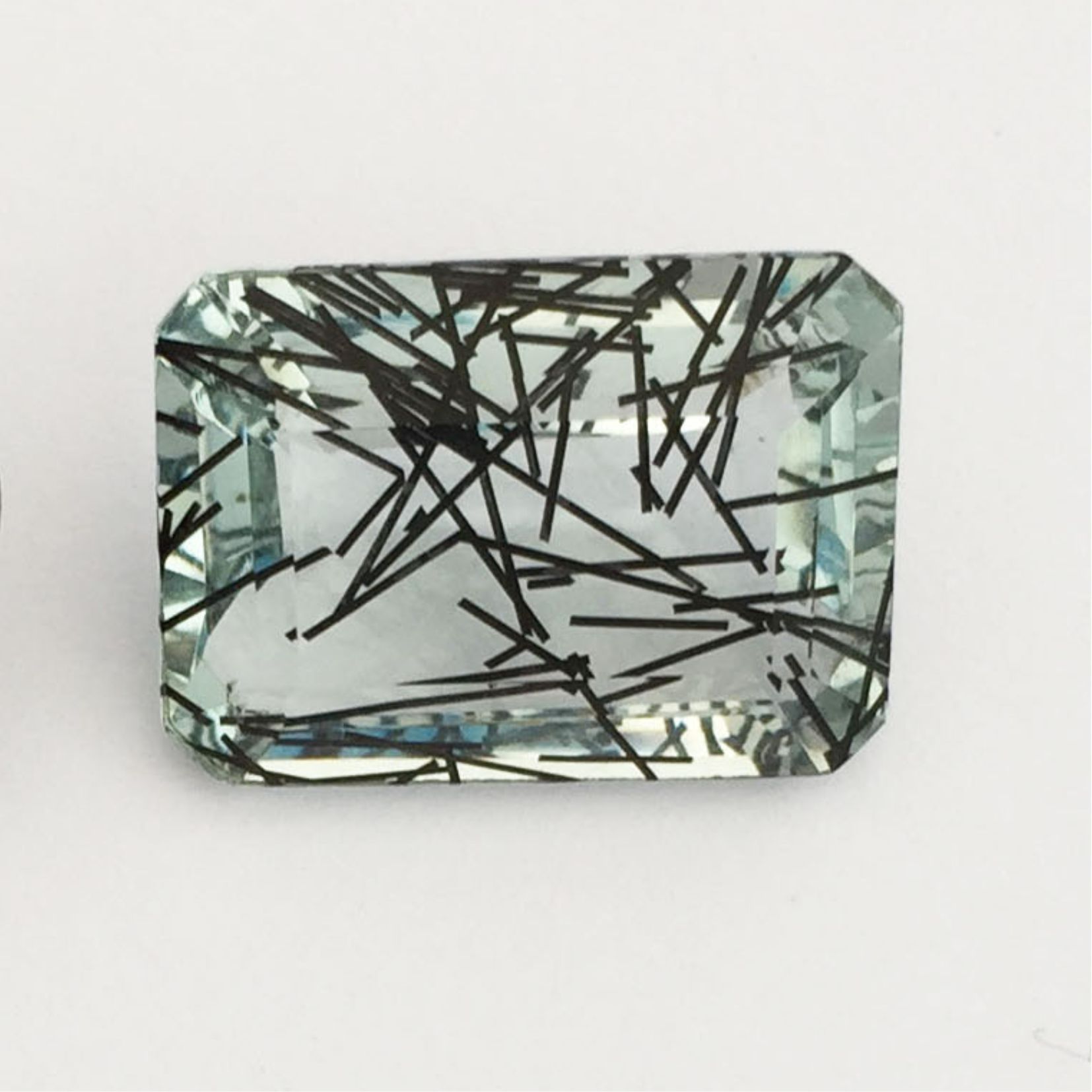 imitation tourmalinated quartz