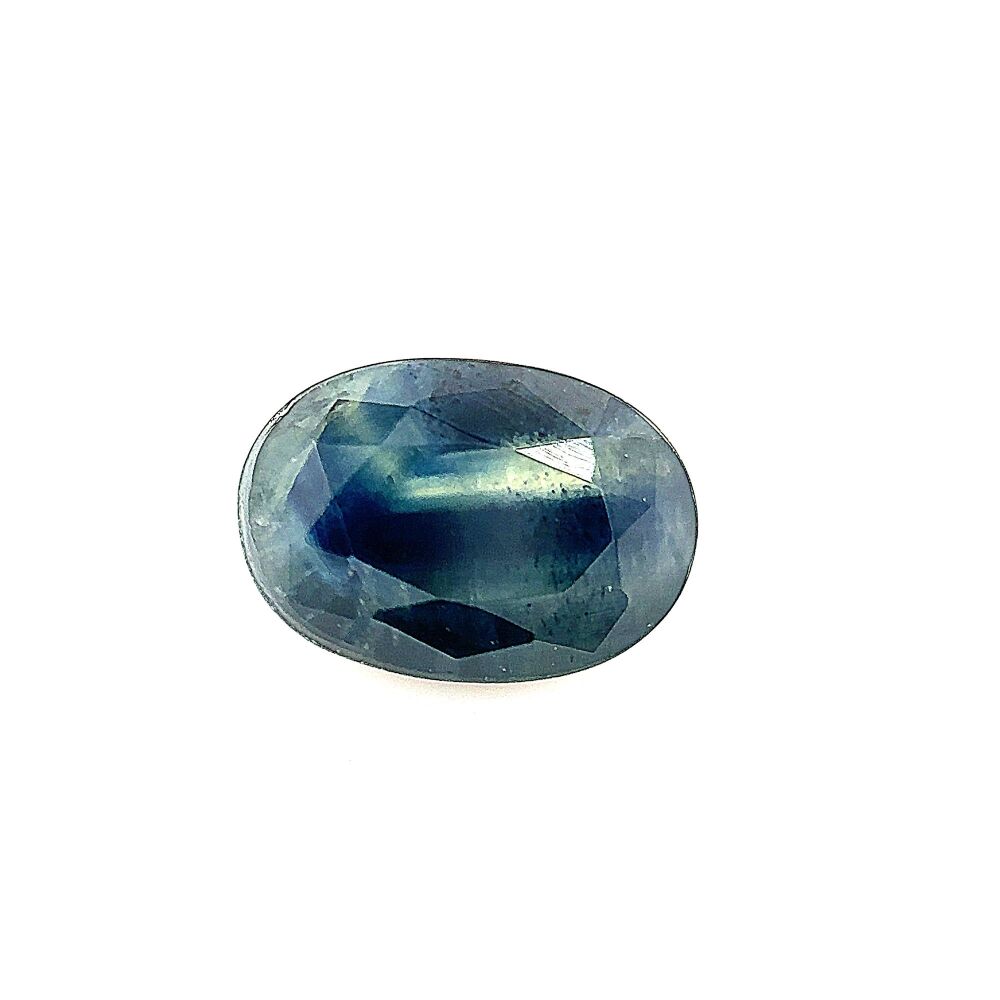 Parti-colour sapphire with growth zone pattern