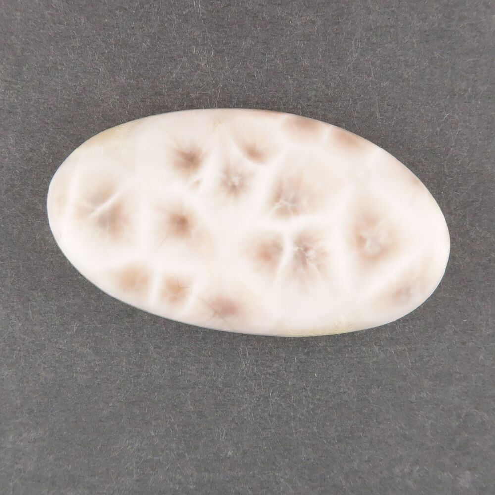 Pink Natrolite cabochon - 2589