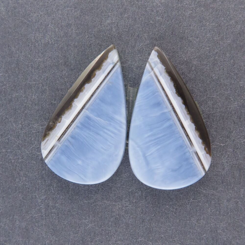 Blue opal pair