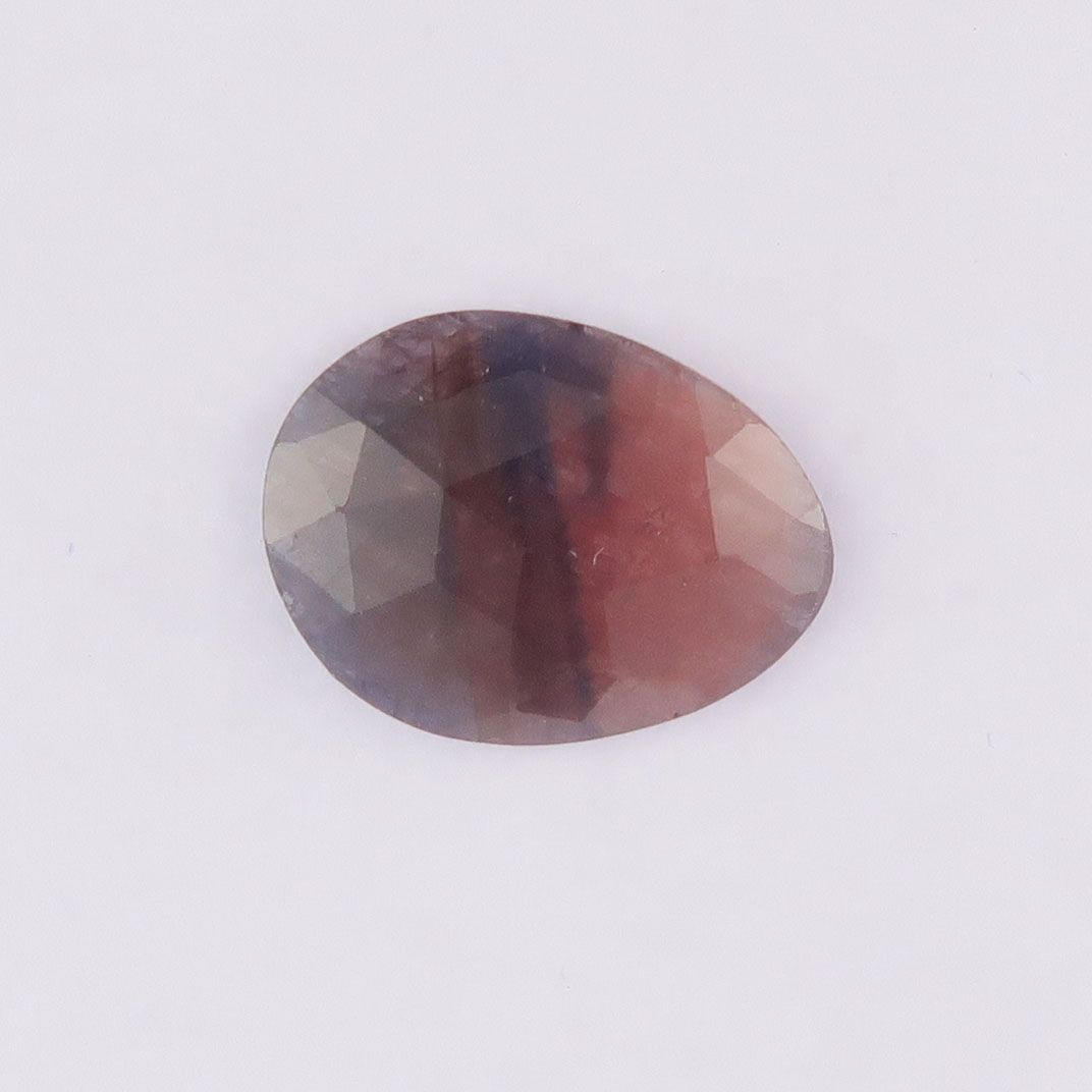 Sapphire facet top cabochon pink/purple - 2039