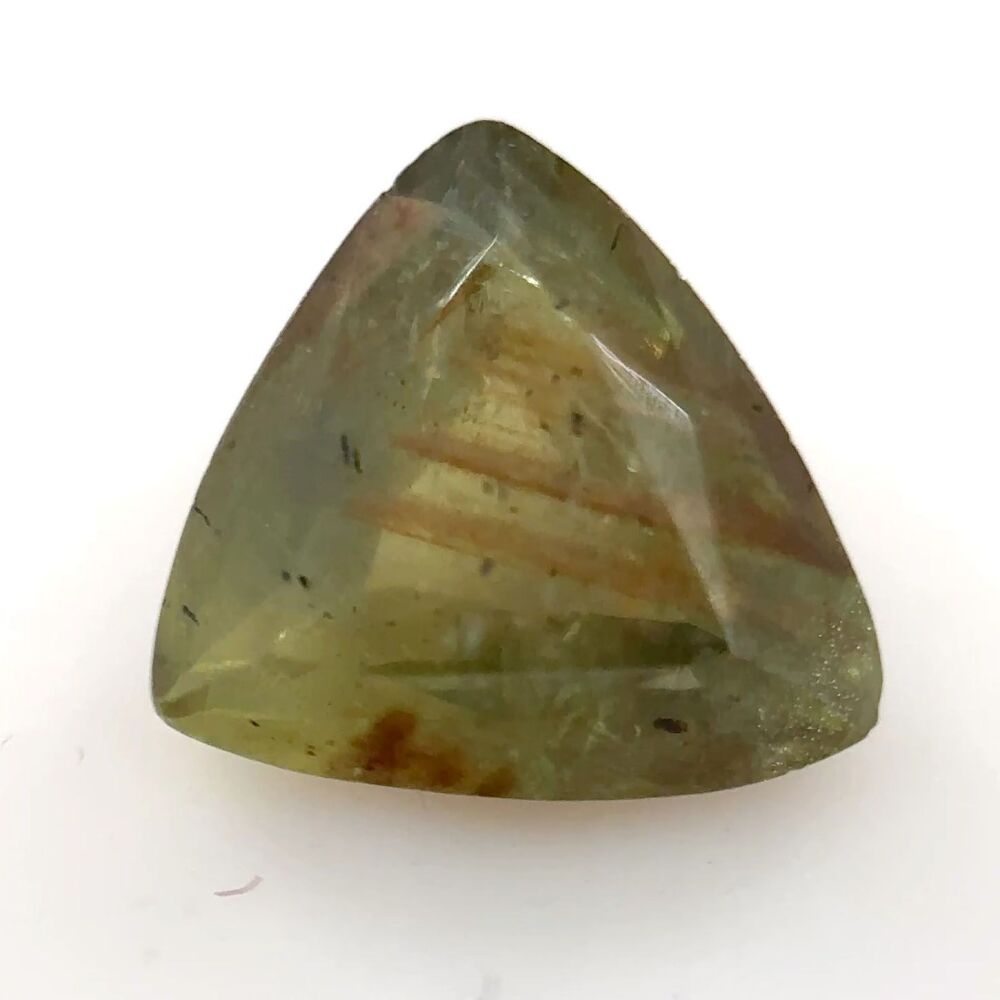 Sapphire faceted green with golden sheen - 2829