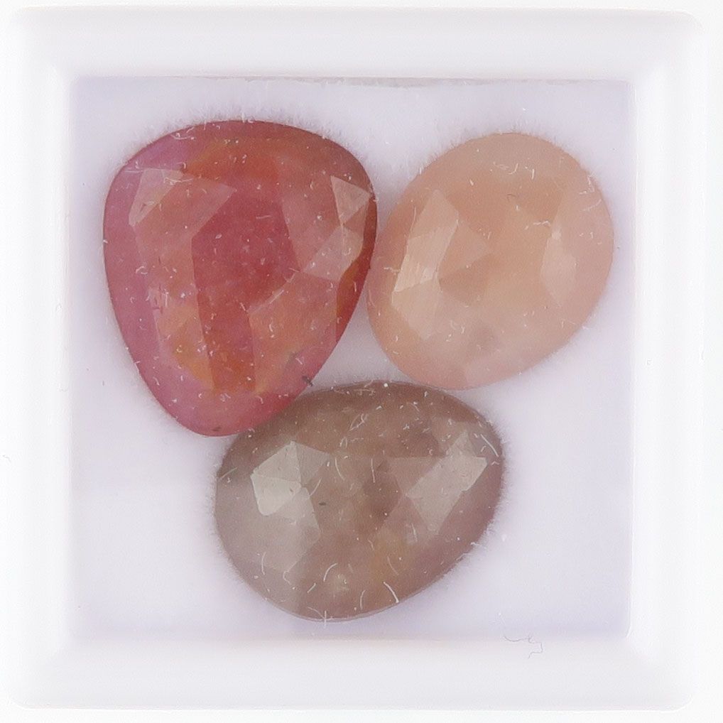 Sapphire facet top cabochons - 3457