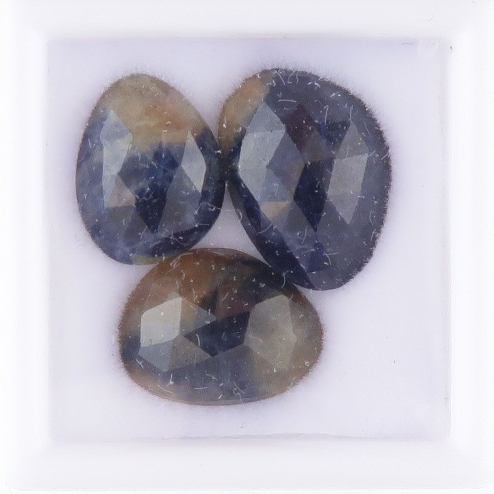 Sapphire facet top cabochons - 3413
