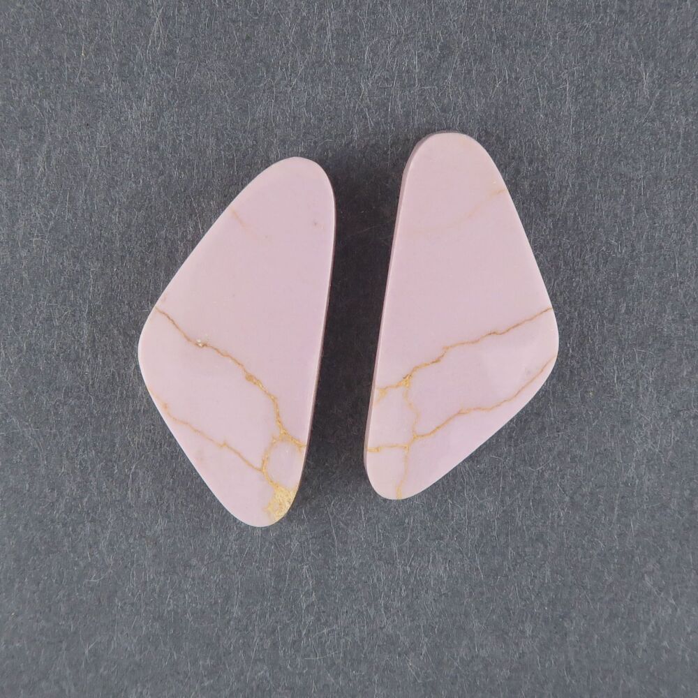 Phosphosiderite pair - 3143