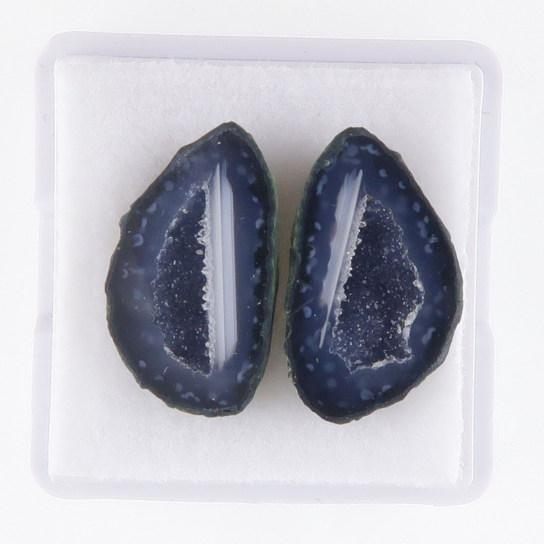 Geode pair with druzy - 3678