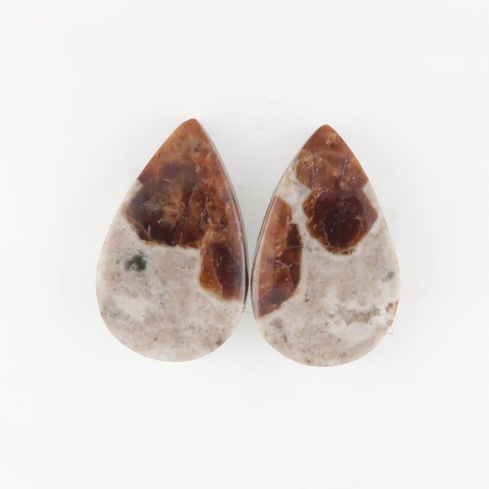 Spessartine garnet in limestone pair - 3615