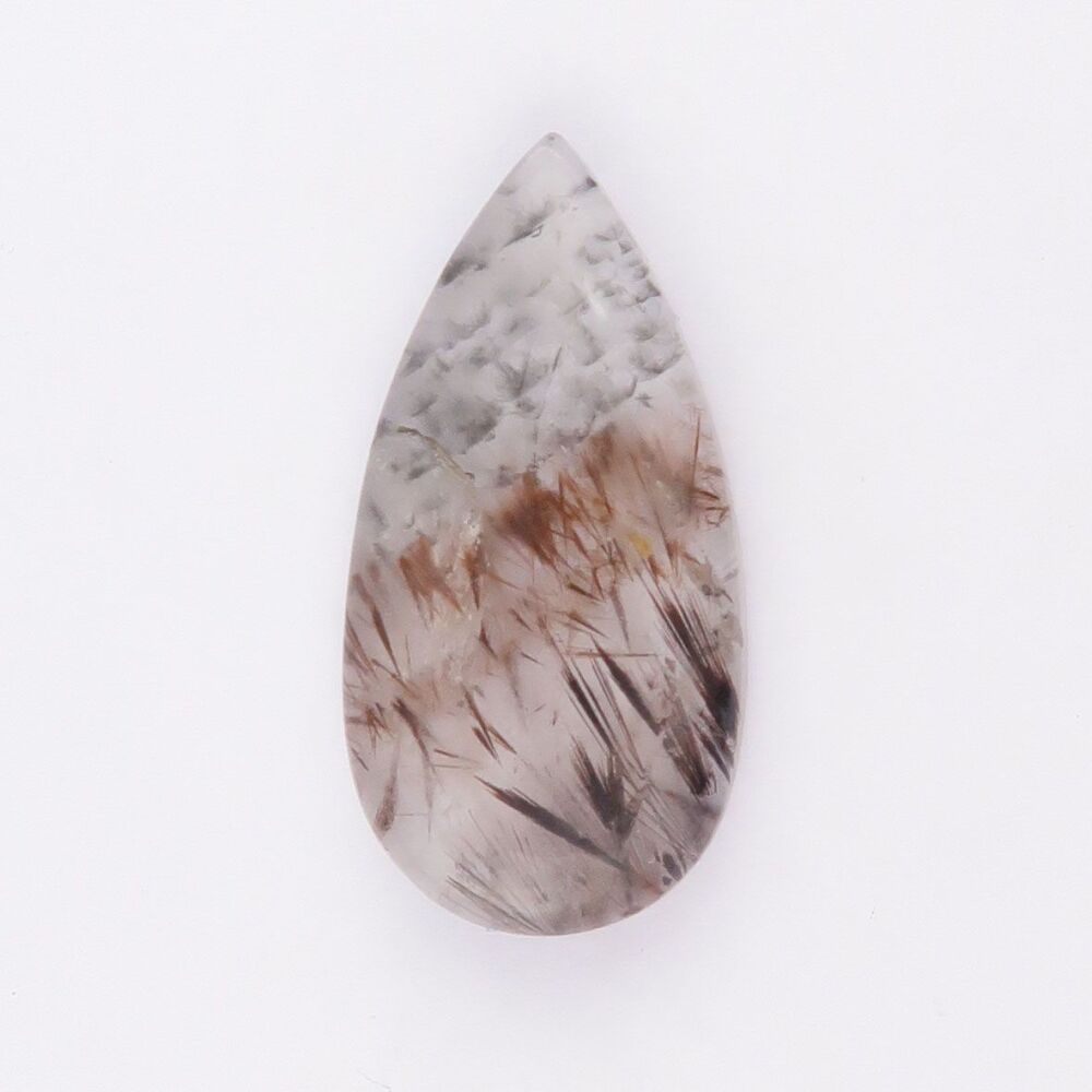 Quartz cabochon with goethite inclusions - 3903