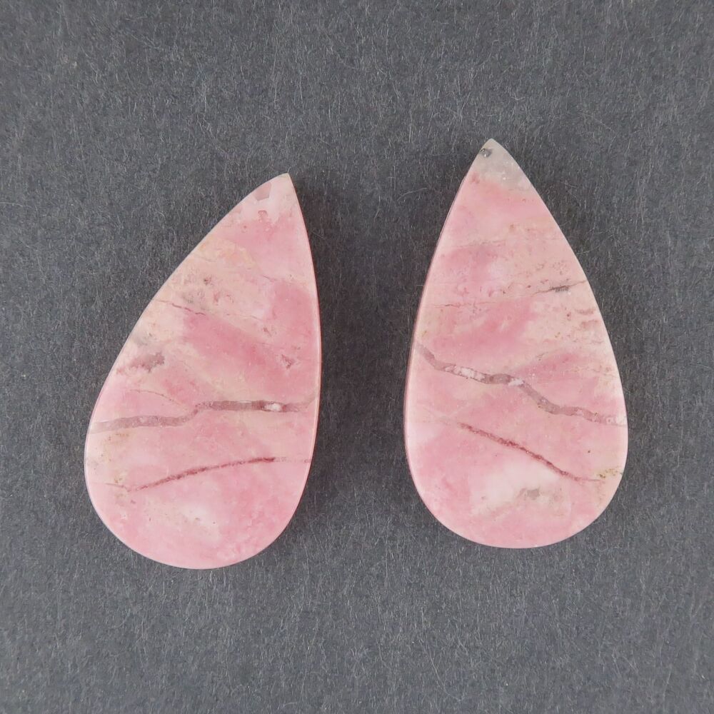 Thulite pair - 3833