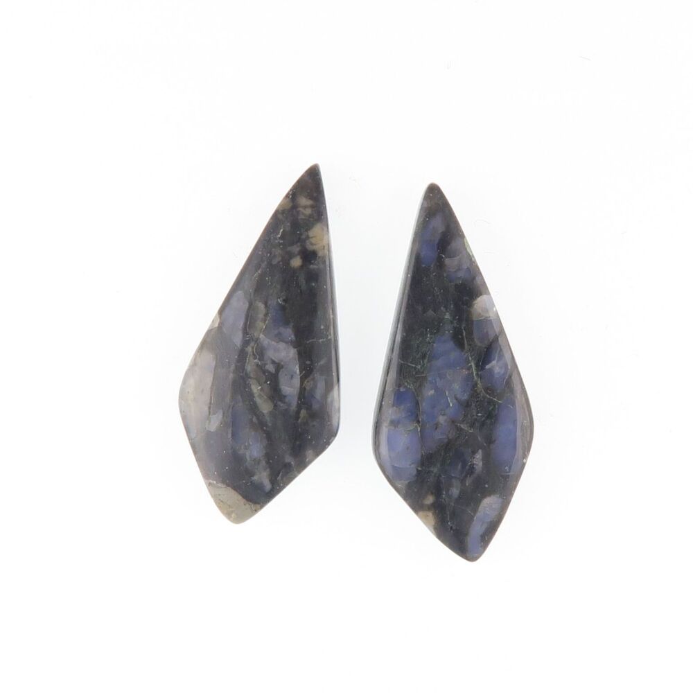 Llanite or Que Sera stone pair - 3831