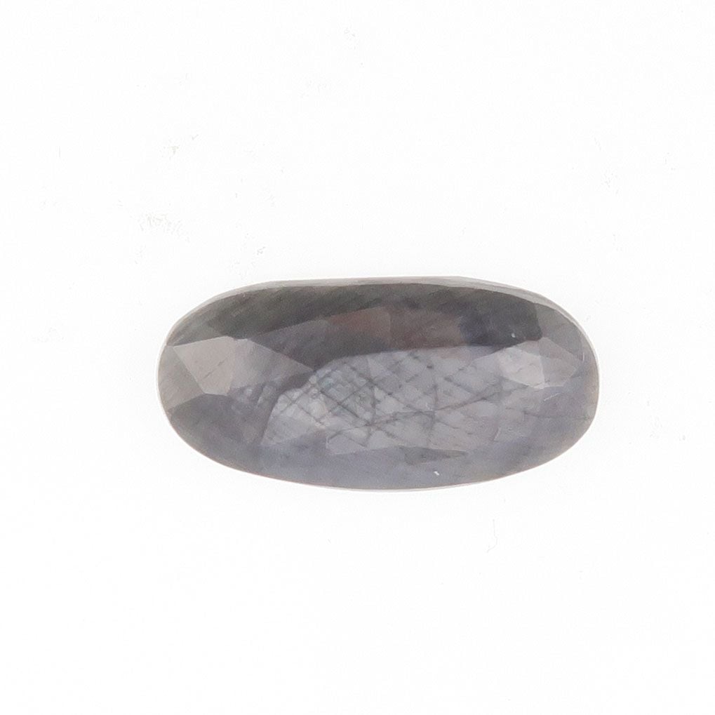 Sapphire facet top cabochon with grey sheen - 4067