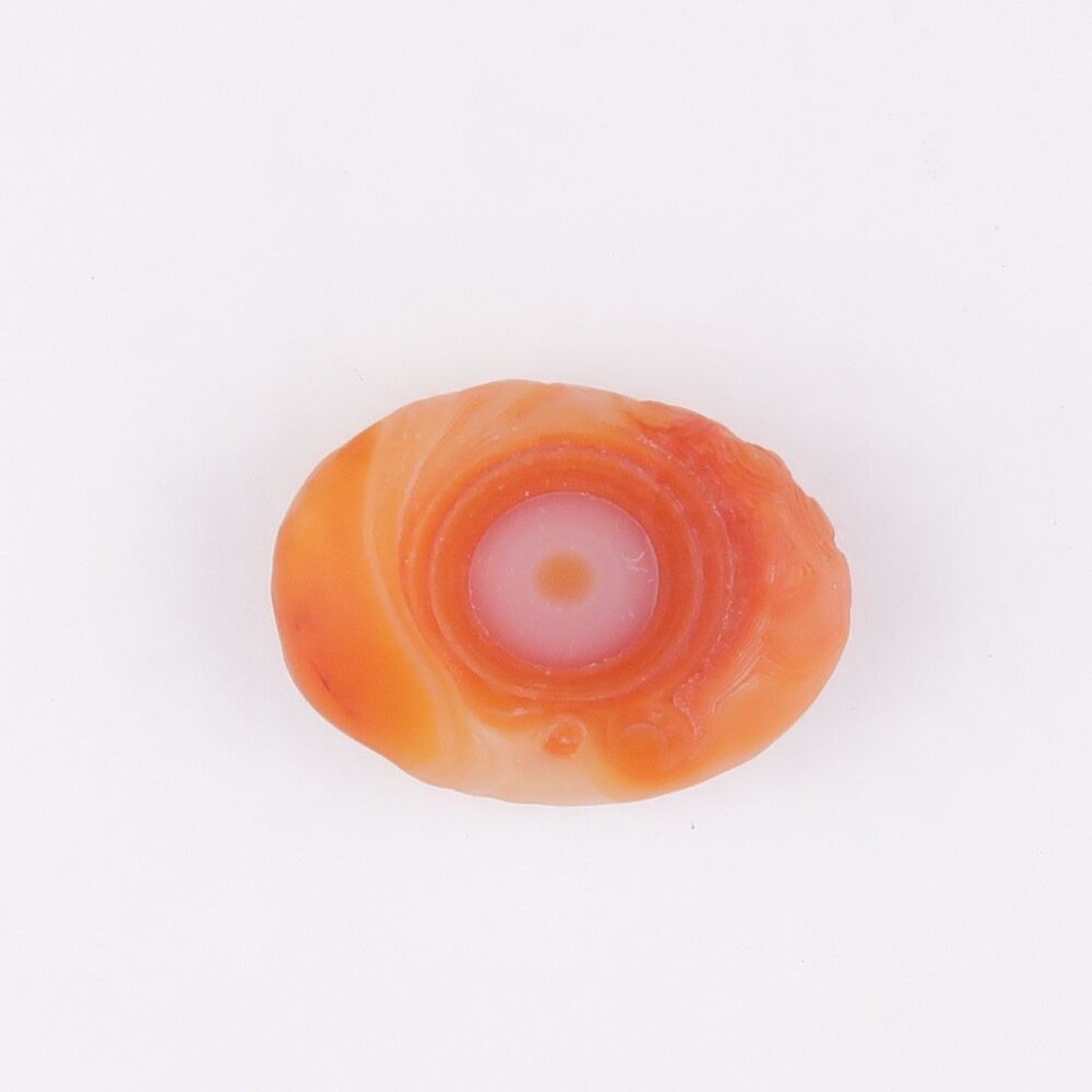 Agate pebble with eye - 2947
