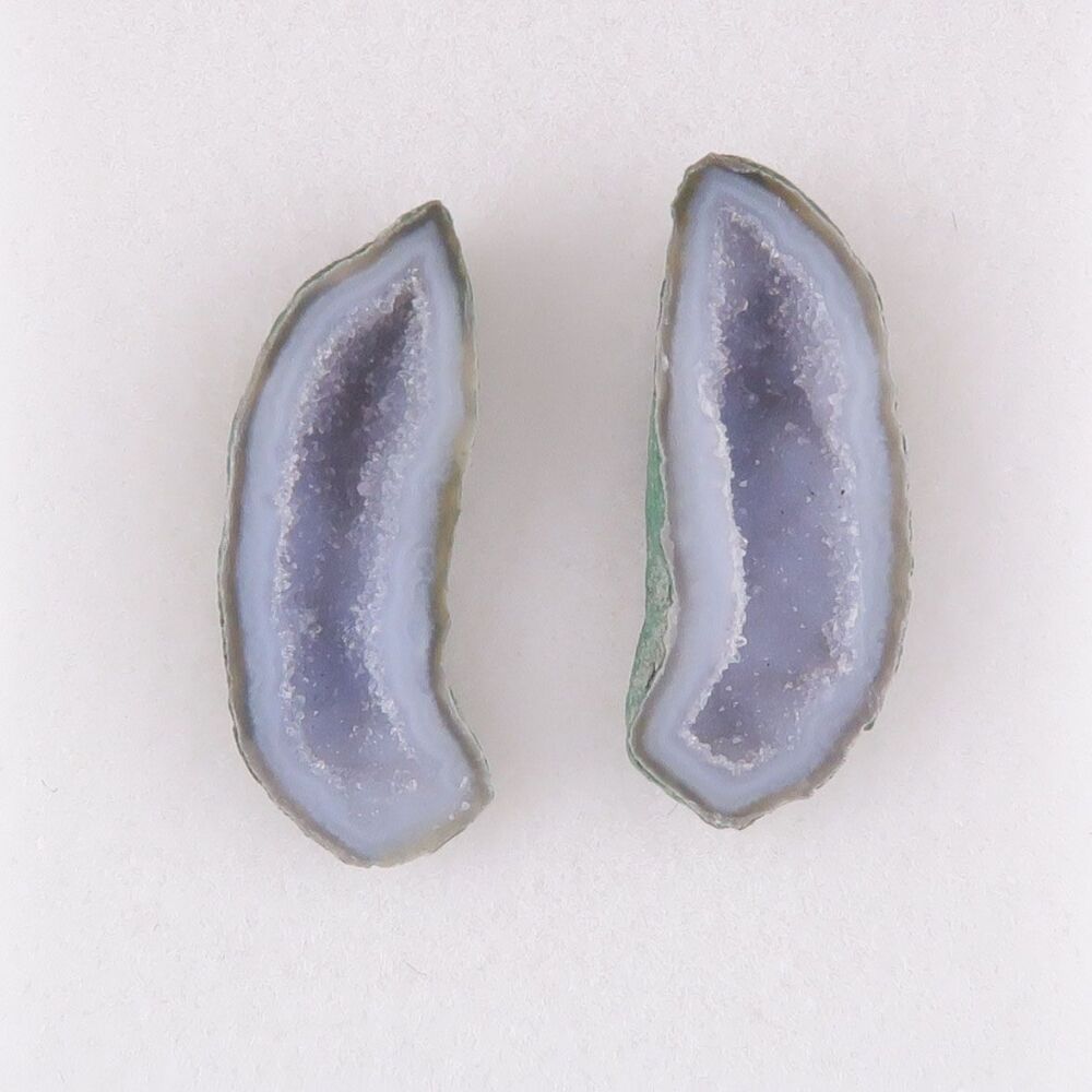 Geode pair with druzy - 4251