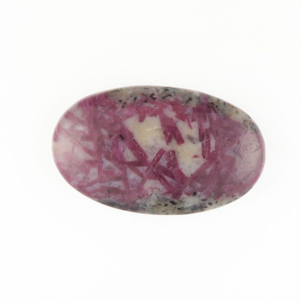 Ruby in zoisite cabochon - 4511