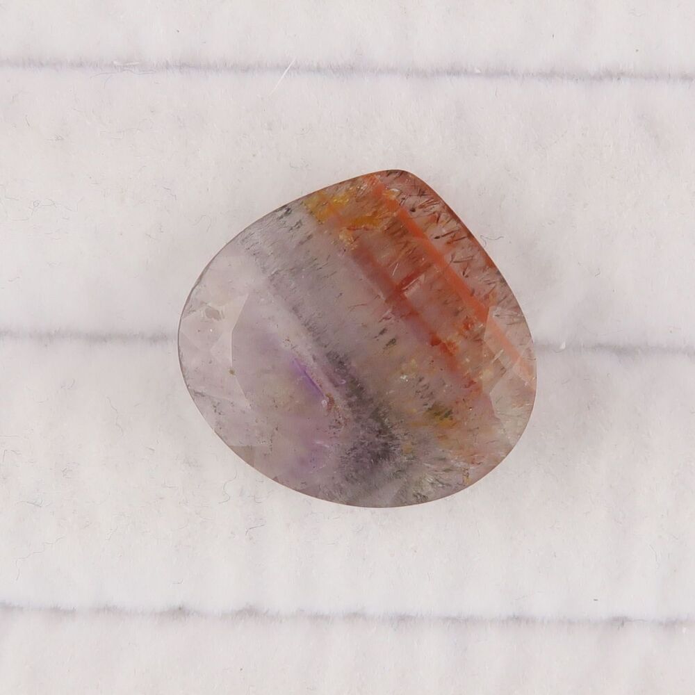 "Super seven" quartz faceted - 4533