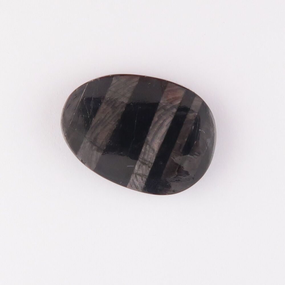 Hypersthene cabochon - 4462