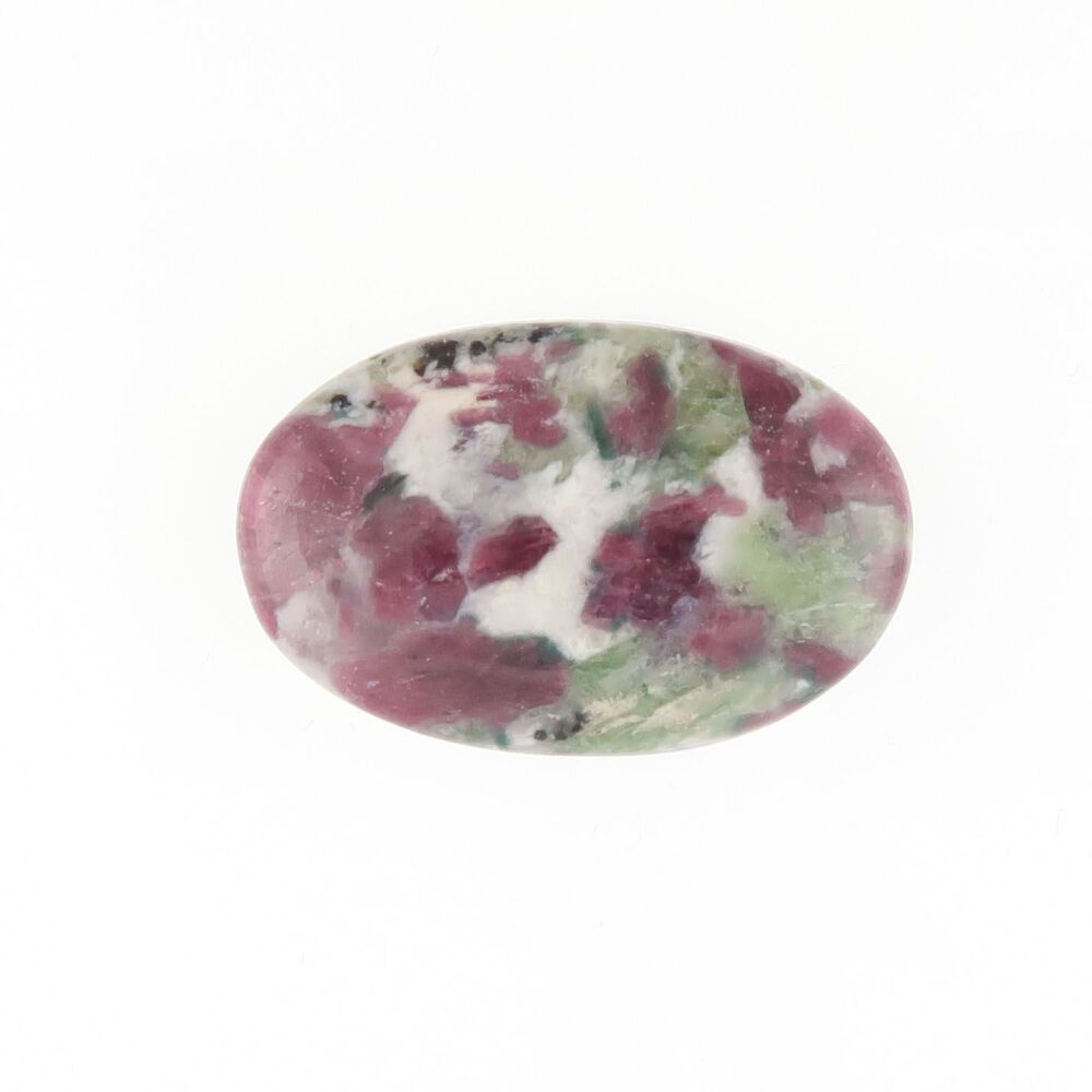 Ruby in zoisite cabochon - 4482