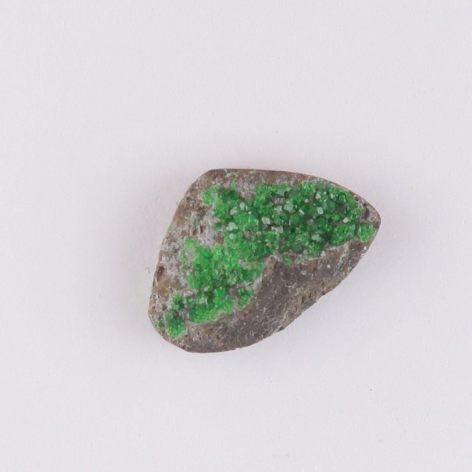 Uvarovite garnet unpolished - 4425