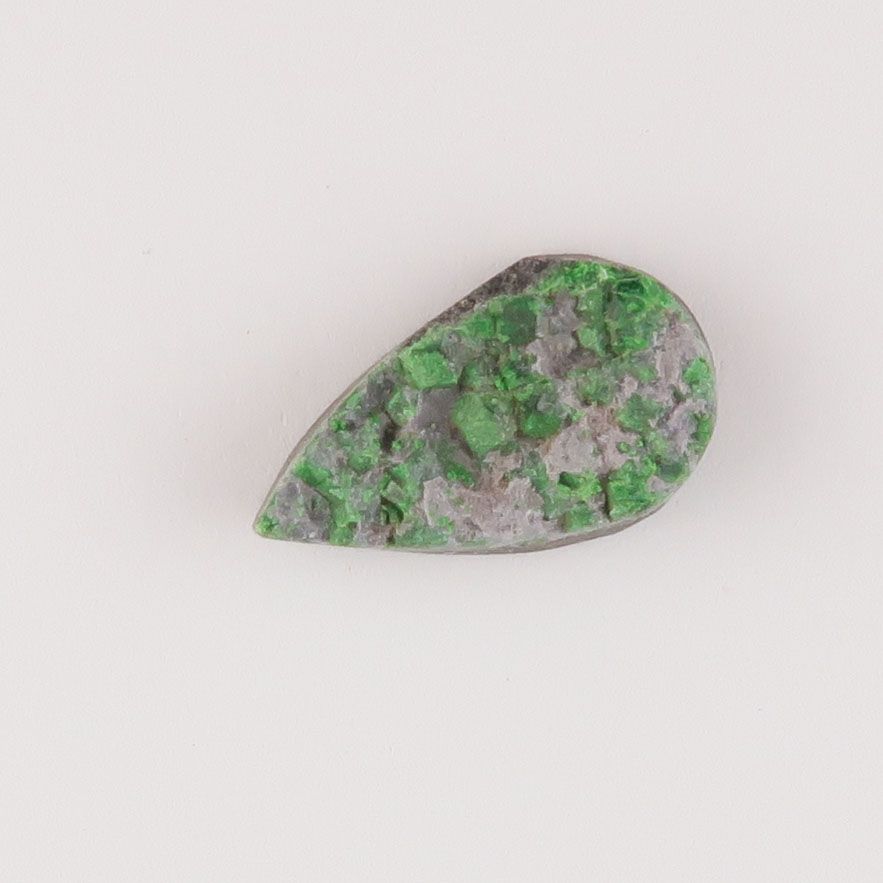 Uvarovite garnet unpolished - 4424