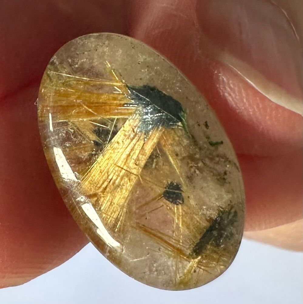 Rutilated quartz & hematite "star" cabochon - 4505