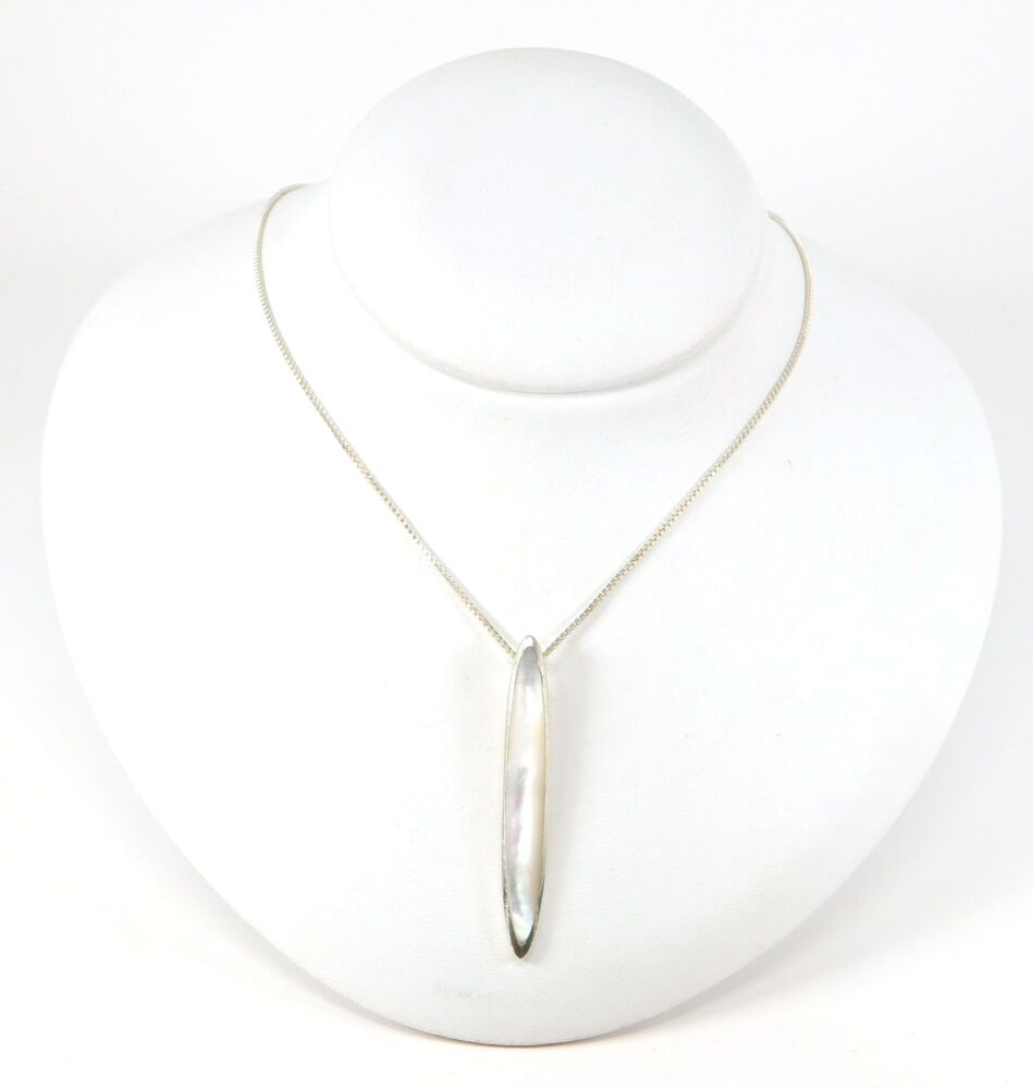 Silver Mother of Pearl Pendant & Chain     #1679