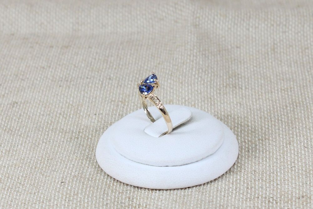 9ct Gold & Blue Iolite Ring  #2861