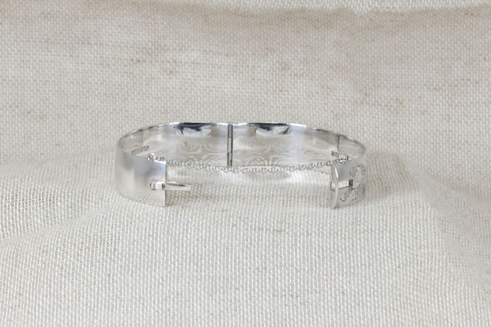 Vintage Silver Hinged Bangle  #2875