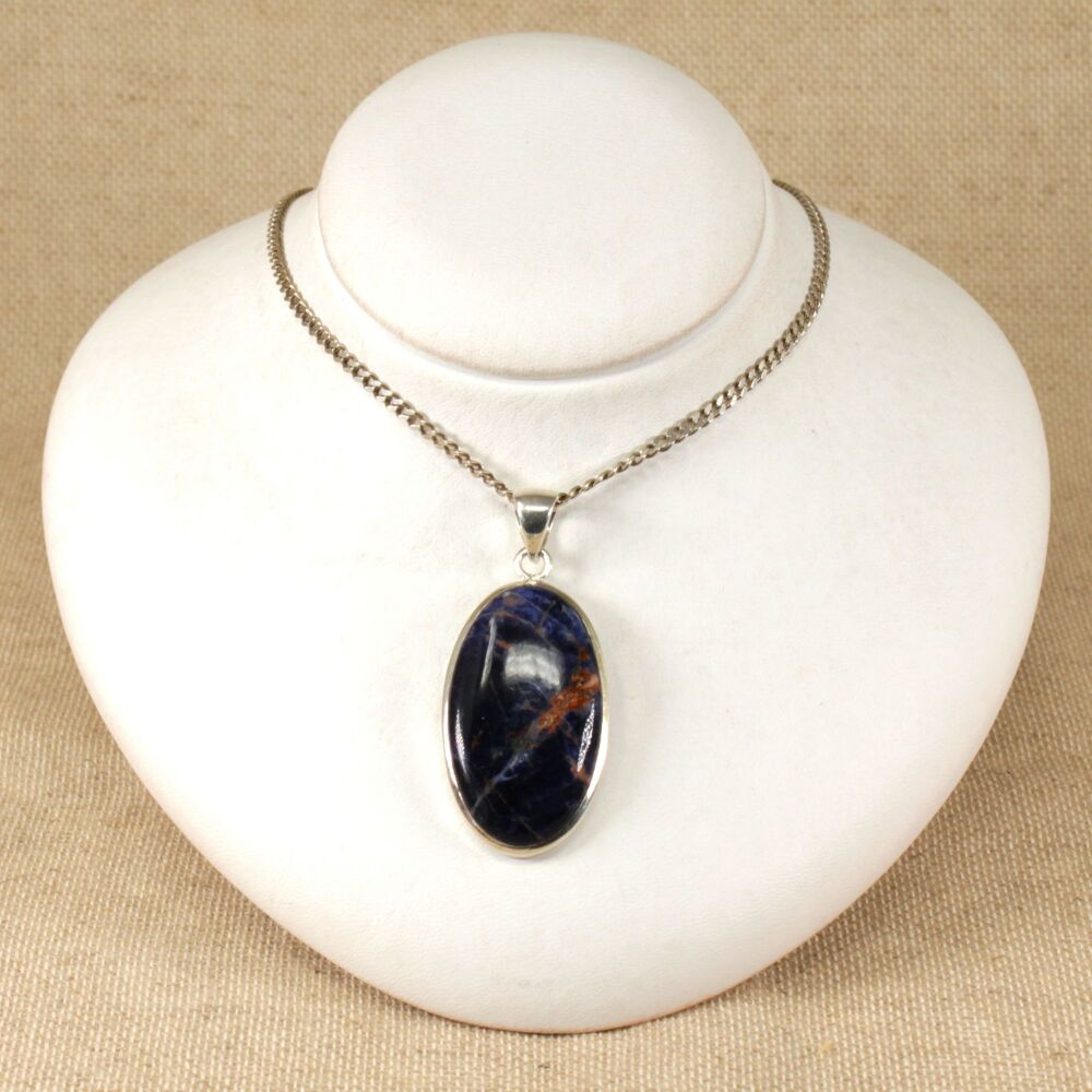 Silver  Agate Pendant & Chain  #3032