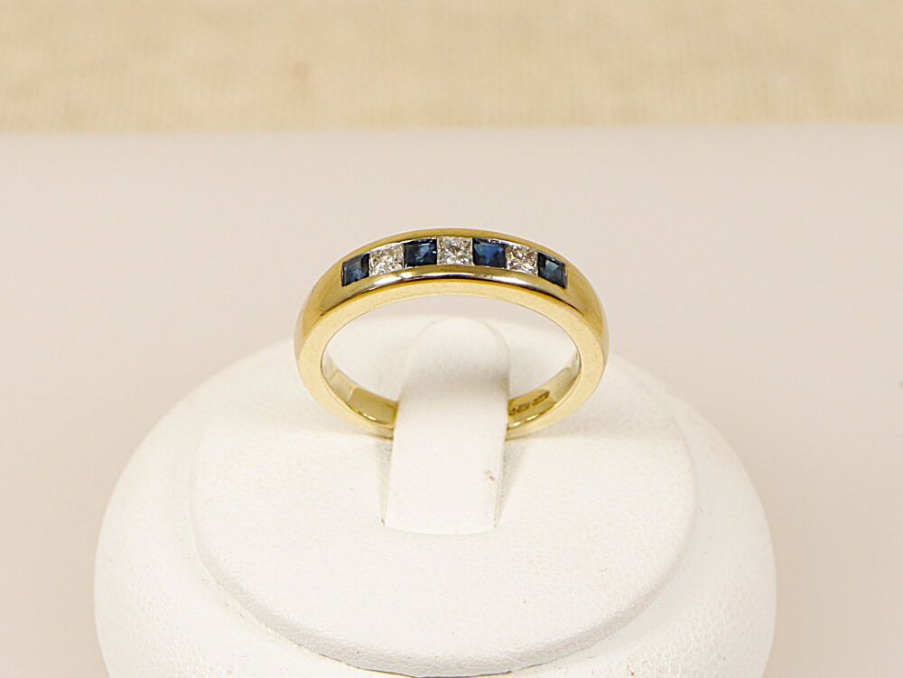 9ct Gold Sapphire & Diamond Band Ring  #3147