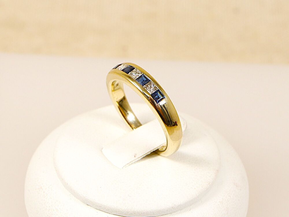 9ct Gold Sapphire & Diamond Band Ring  #3147