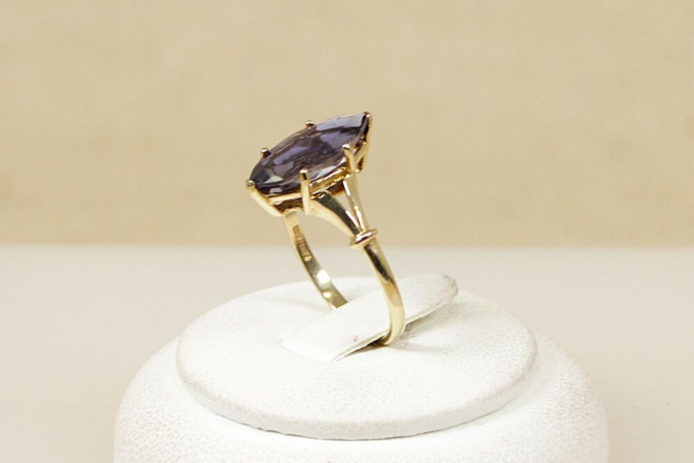 9ct Gold & Iolite Solitaire Ring  #3460