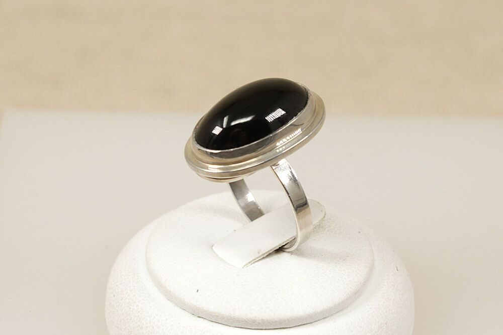 Silver & Black Oval Statement Ring   #3677