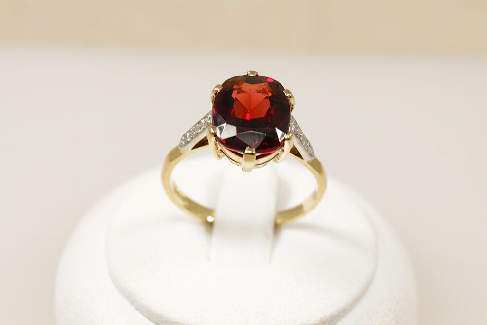 18ct Gold Rhodolite Garnet Solitaire Ring   #3774