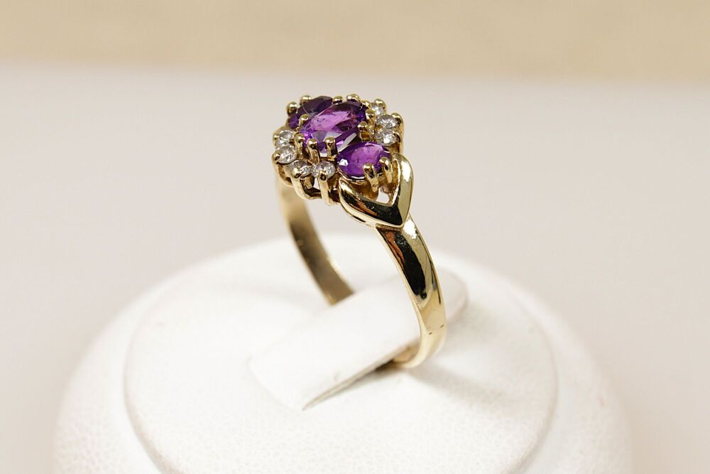 9ct Gold Amethyst & Cubic Zirconia Cluster Ring  #3796