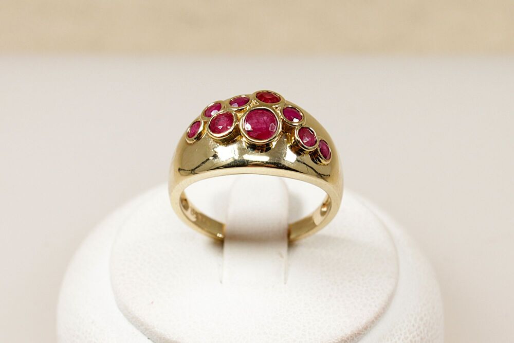 Vintage 9ct Gold Ruby Ring  #3824