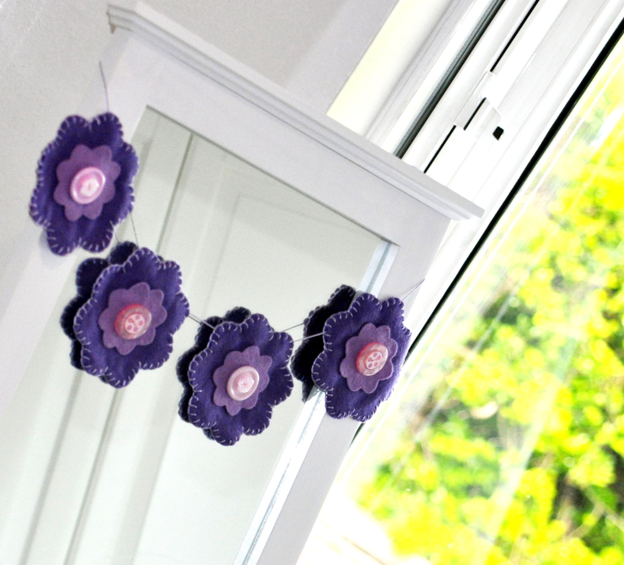 felt flower bunting