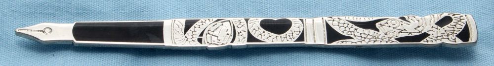 Parker Duofold "Snake Pen" Lapel Pin Badge. (S335)