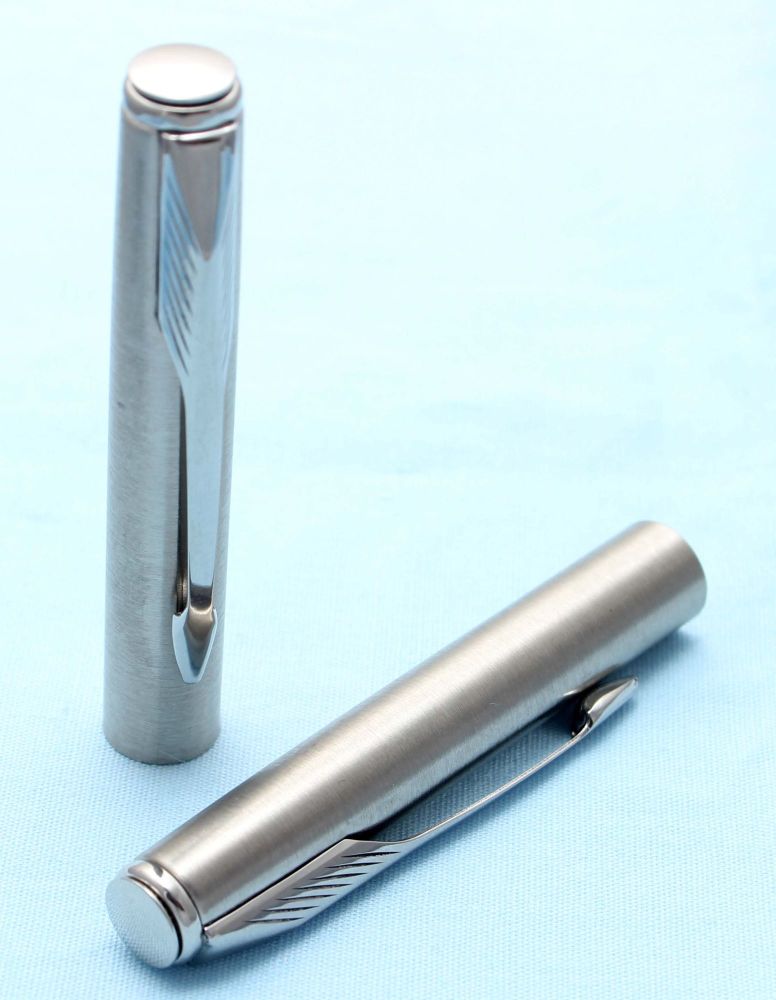 Parker Insignia Pencil Cap in Brushed SS with 14K Dimonite Trim. (S237)